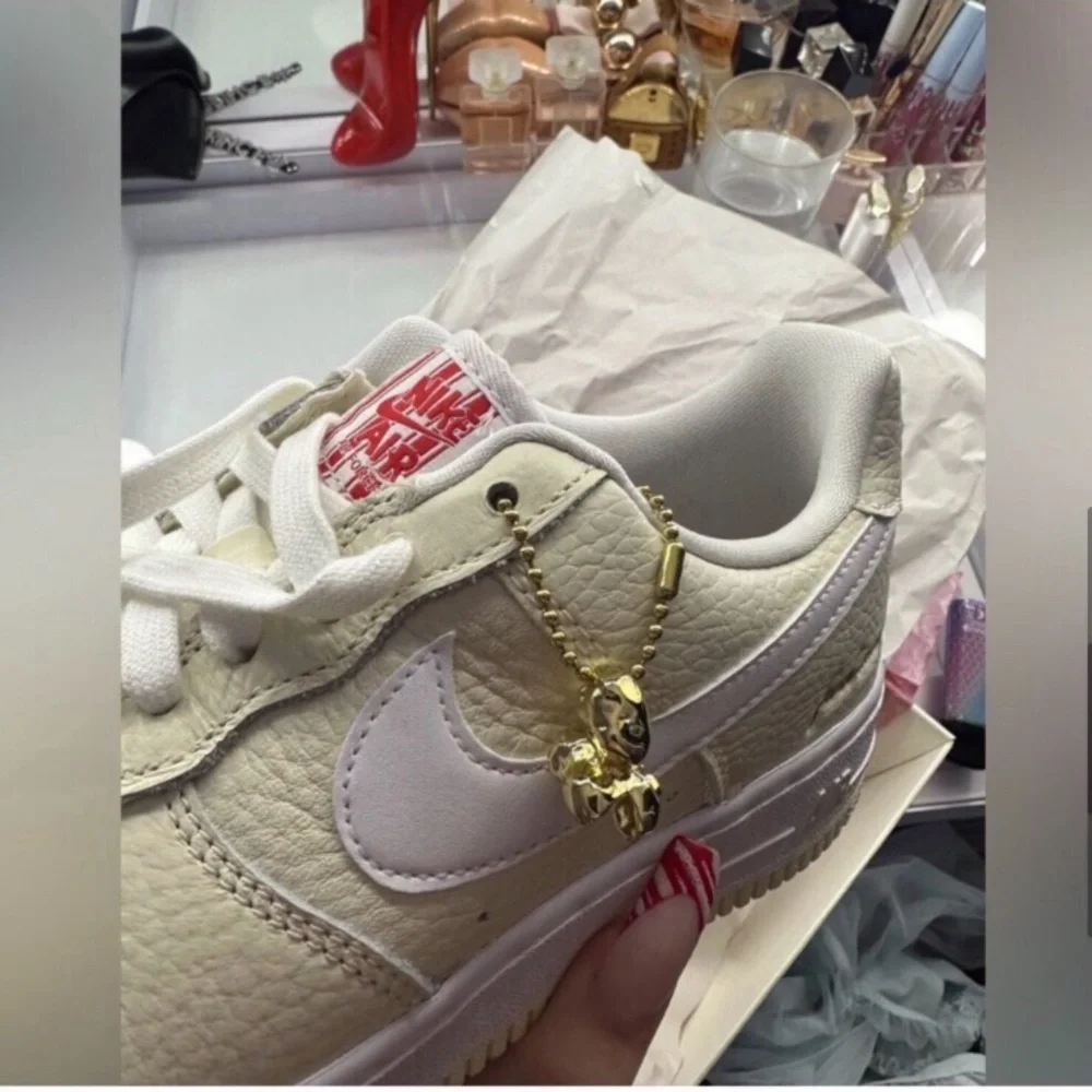 RARE popcorn 07’ Air Force 1